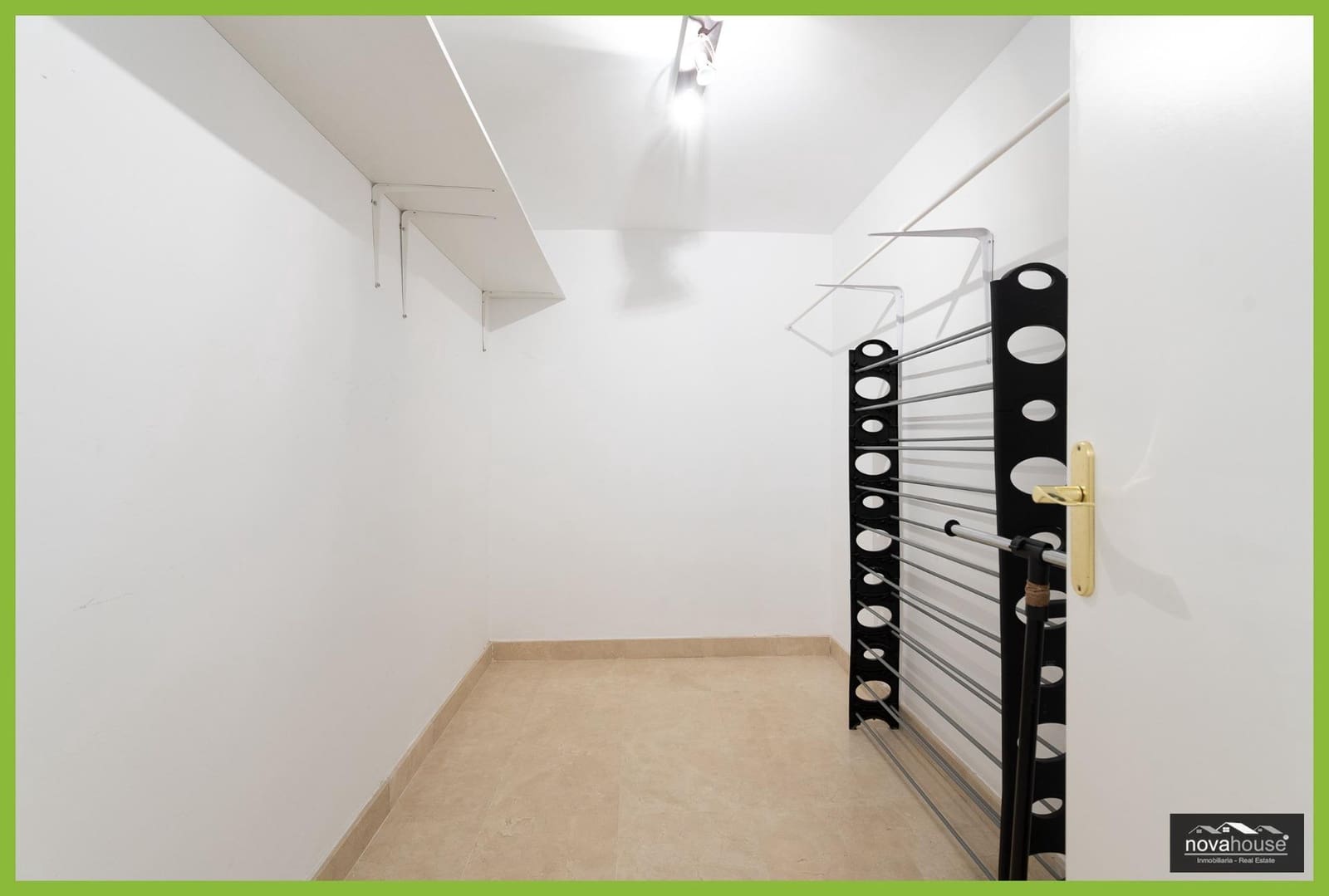 4 sovrum Semi-fristående Villa till salu i Riviera del Sol med pool garage - 699 990 € (Ref: 9799280)