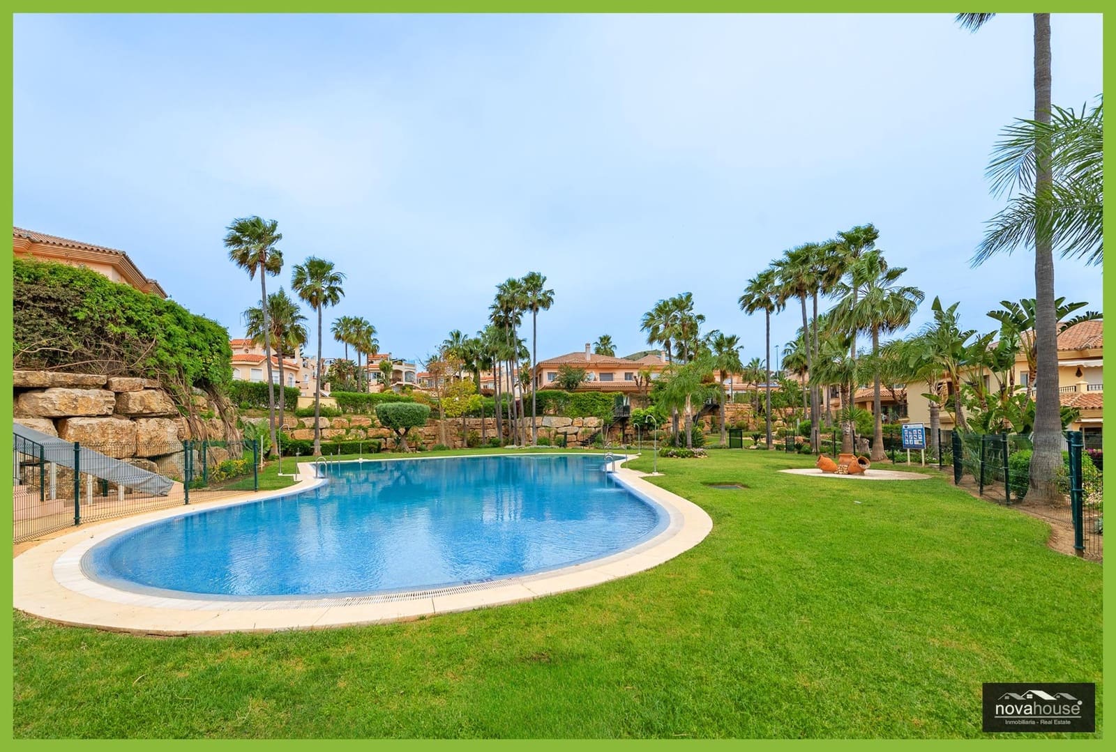 4 sovrum Semi-fristående Villa till salu i Riviera del Sol med pool garage - 699 990 € (Ref: 9799280)