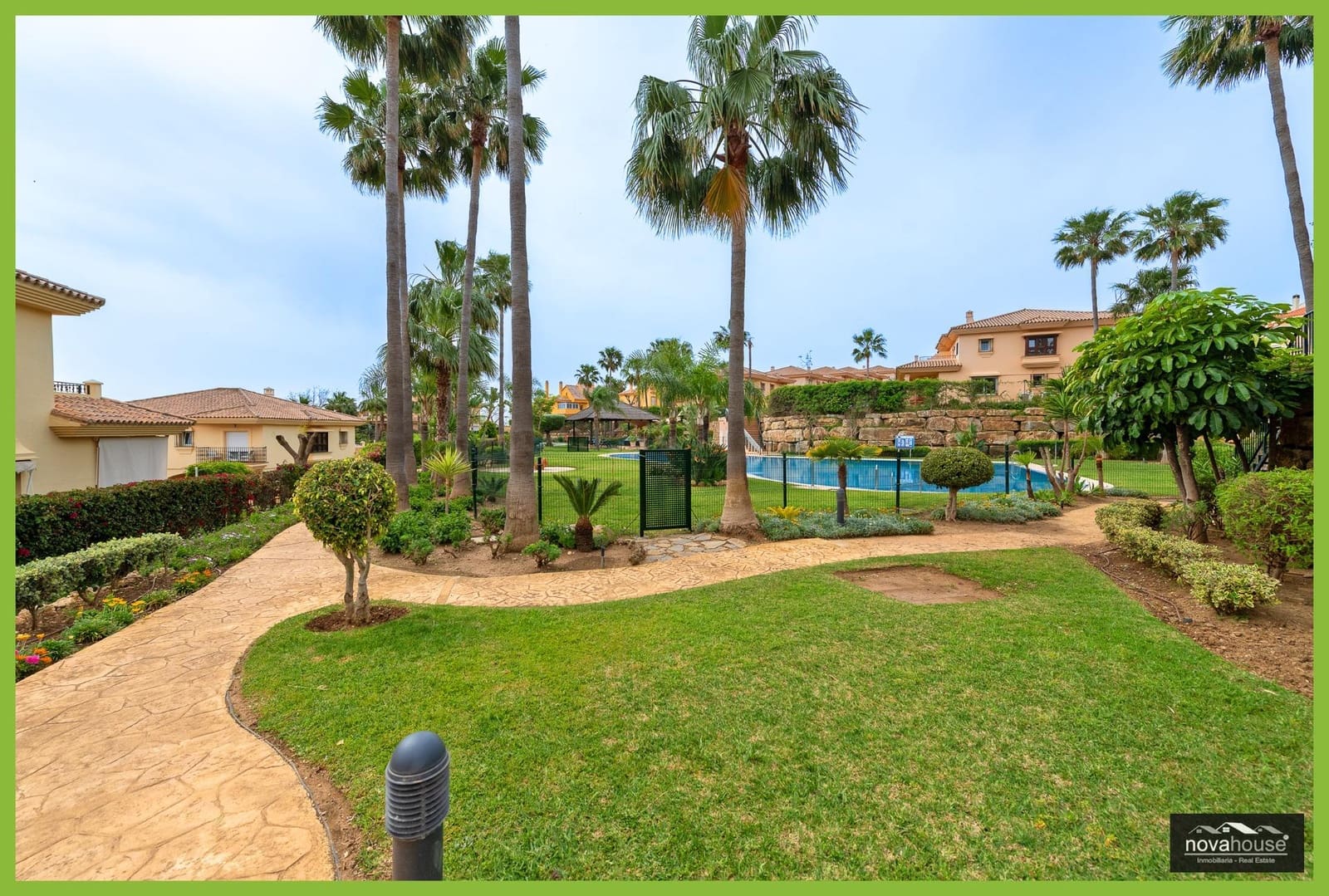 4 Zimmer Doppelhaus zu verkaufen in Riviera del Sol mit Pool Garage - 699.990 € (Ref: 9799280)