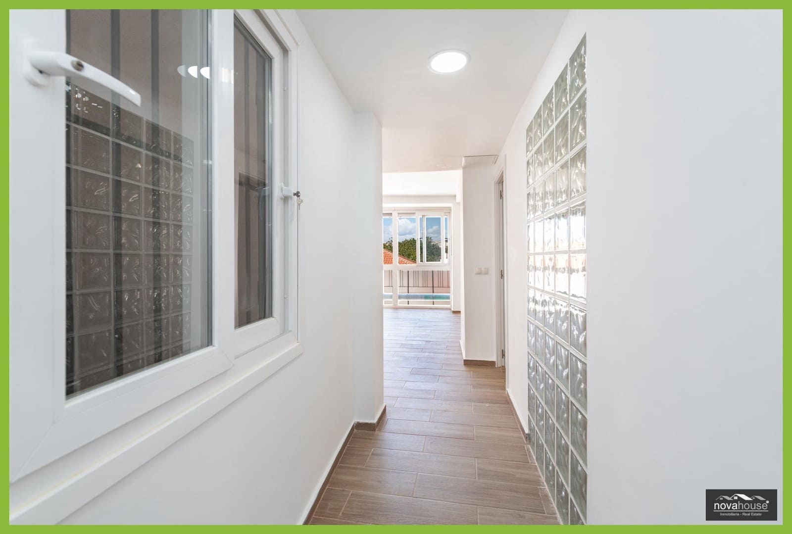 3 bedroom Flat for sale in Malaga city - € 369,900 (Ref: 9820530)
