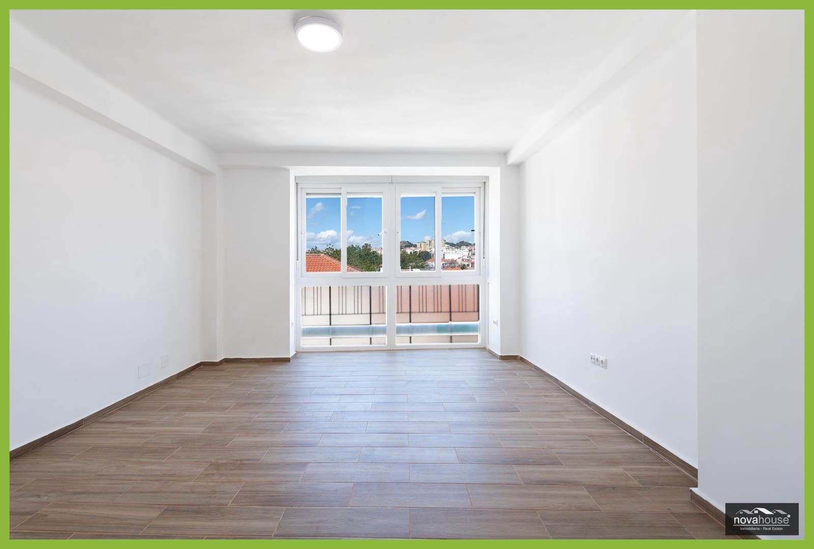 3 bedroom Flat for sale in Malaga city - € 369,900 (Ref: 9820530)