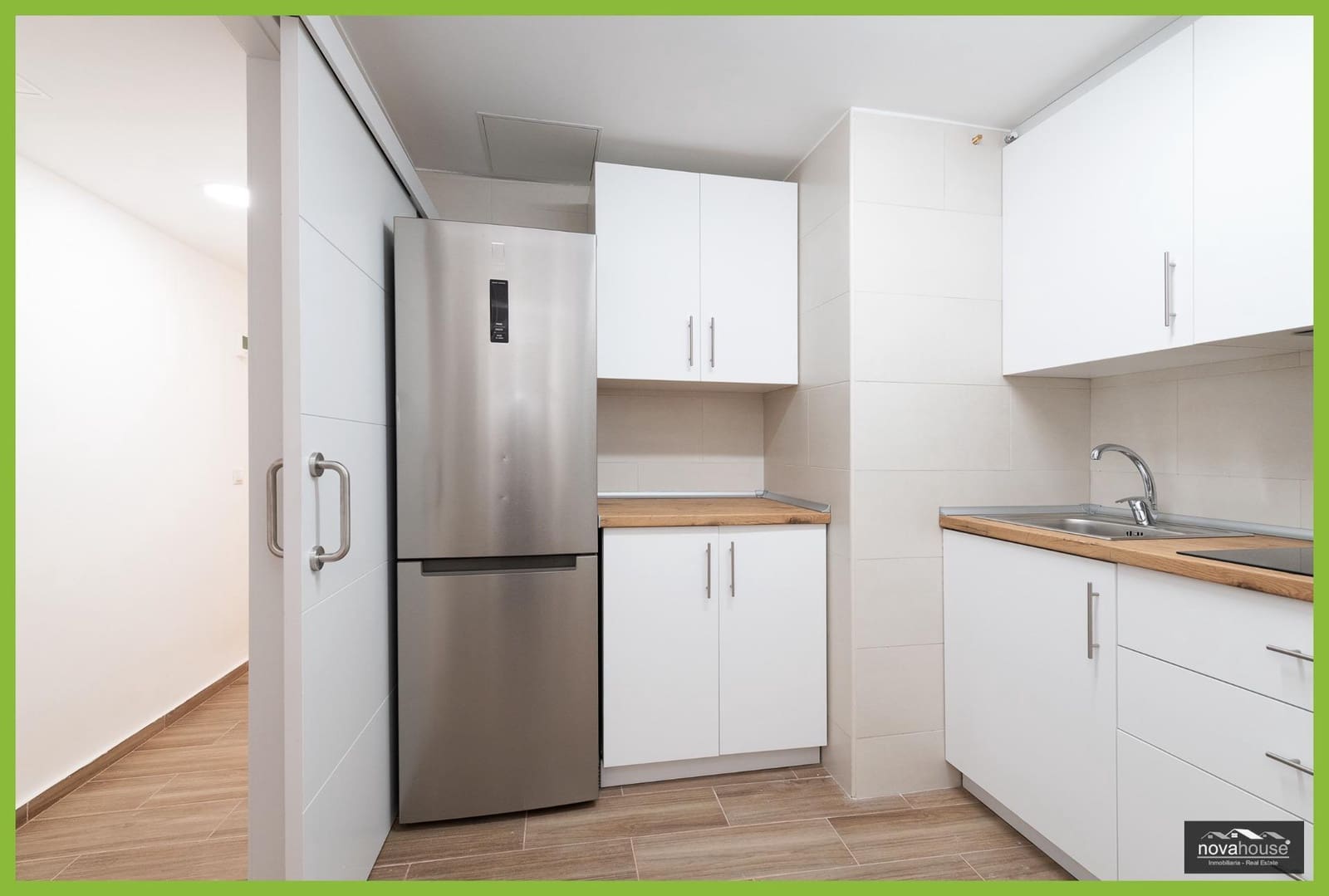 3 bedroom Flat for sale in Malaga city - € 369,900 (Ref: 9820530)