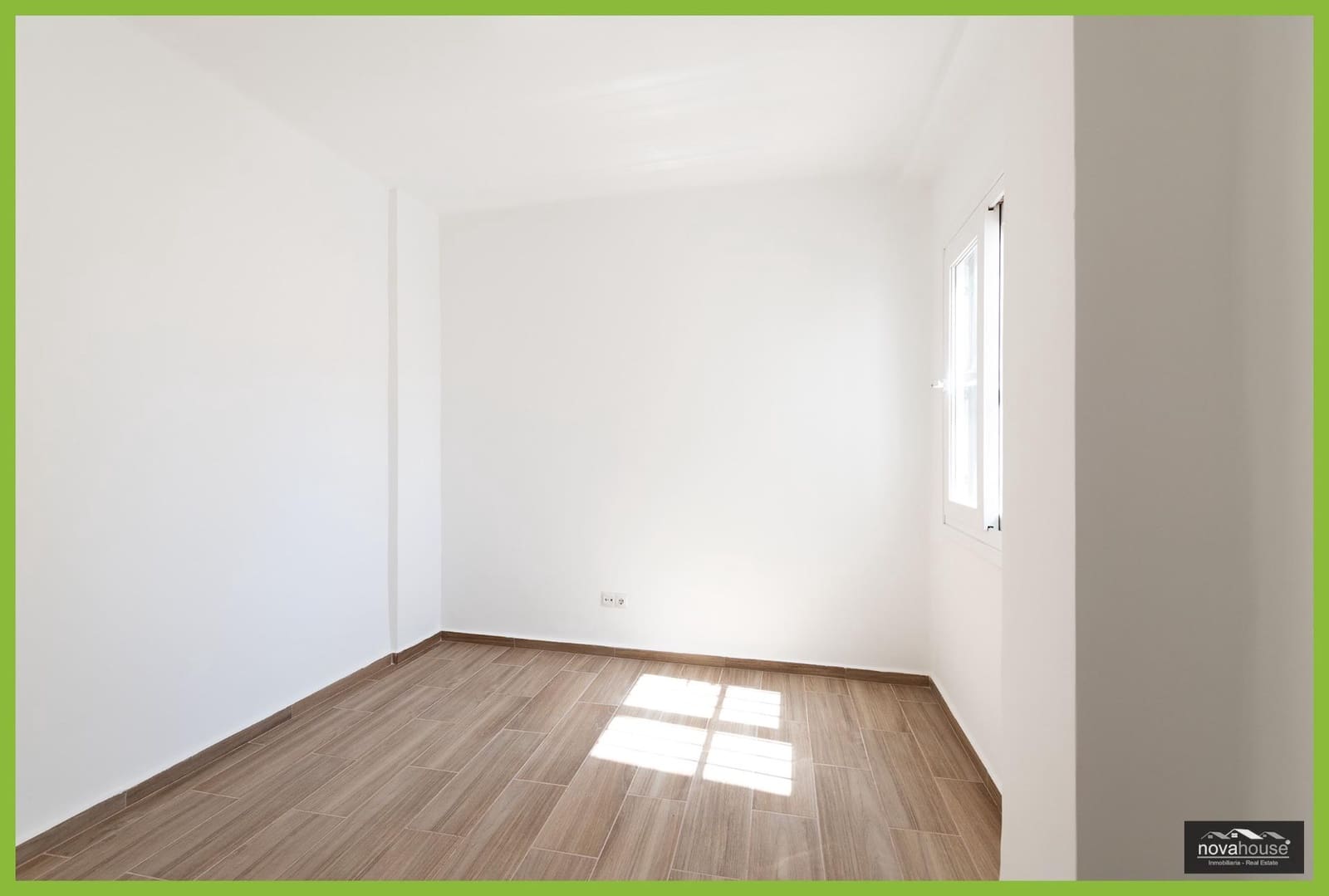3 bedroom Flat for sale in Malaga city - € 369,900 (Ref: 9820530)