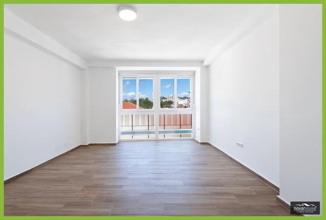 3 bedroom Flat for sale in Gamarra, Málaga city - € 369,900 (Ref: 9820530)