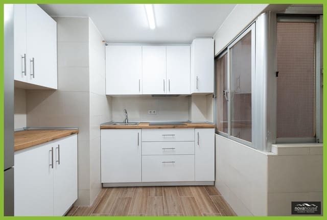 3 bedroom Flat for sale in Gamarra, Málaga city - € 369,900 (Ref: 9820530)