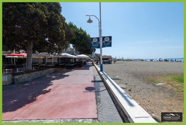 3 camera da letto Bungalow in vendita in El Palo, Malaga città - 450.000 € (Rif: 9952648)