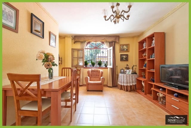 3 camera da letto Bungalow in vendita in El Palo, Malaga città - 450.000 € (Rif: 9952648)