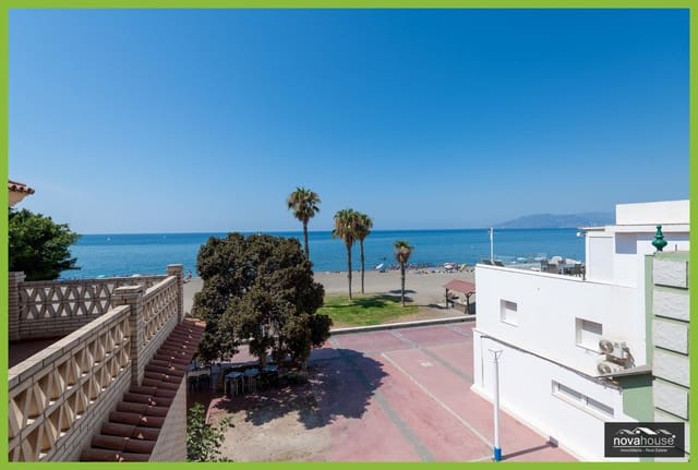 7 soveværelse Villa til salg i El Palo, Málaga by - € 1.250.000 (Ref: 9954252)