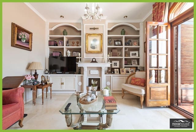 7 soveværelse Villa til salg i El Palo, Málaga by - € 1.250.000 (Ref: 9954252)