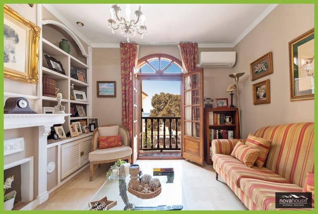 7 soveværelse Villa til salg i El Palo, Málaga by - € 1.250.000 (Ref: 9954252)
