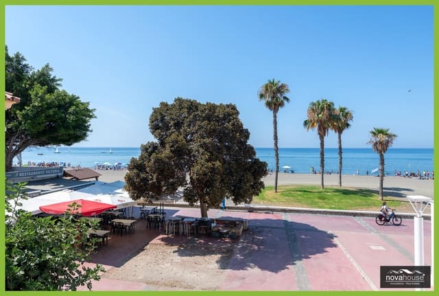 7 makuuhuone Huvila myytävänä paikassa El Palo, Málaga kaupunki - 1 250 000 € (Ref: 9954252)