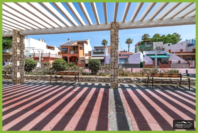 2 soverom Hus til salgs i Playas del Palo, Málaga by - € 315 000 (Ref: 9983038)
