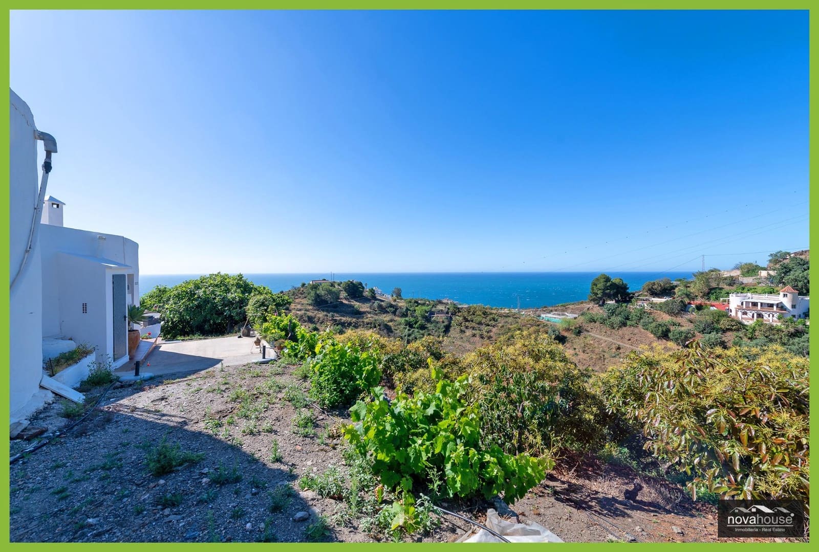 Rakentamaton maa myytävänä paikassa Nerja - 1 500 000 € (Ref: 9999637)