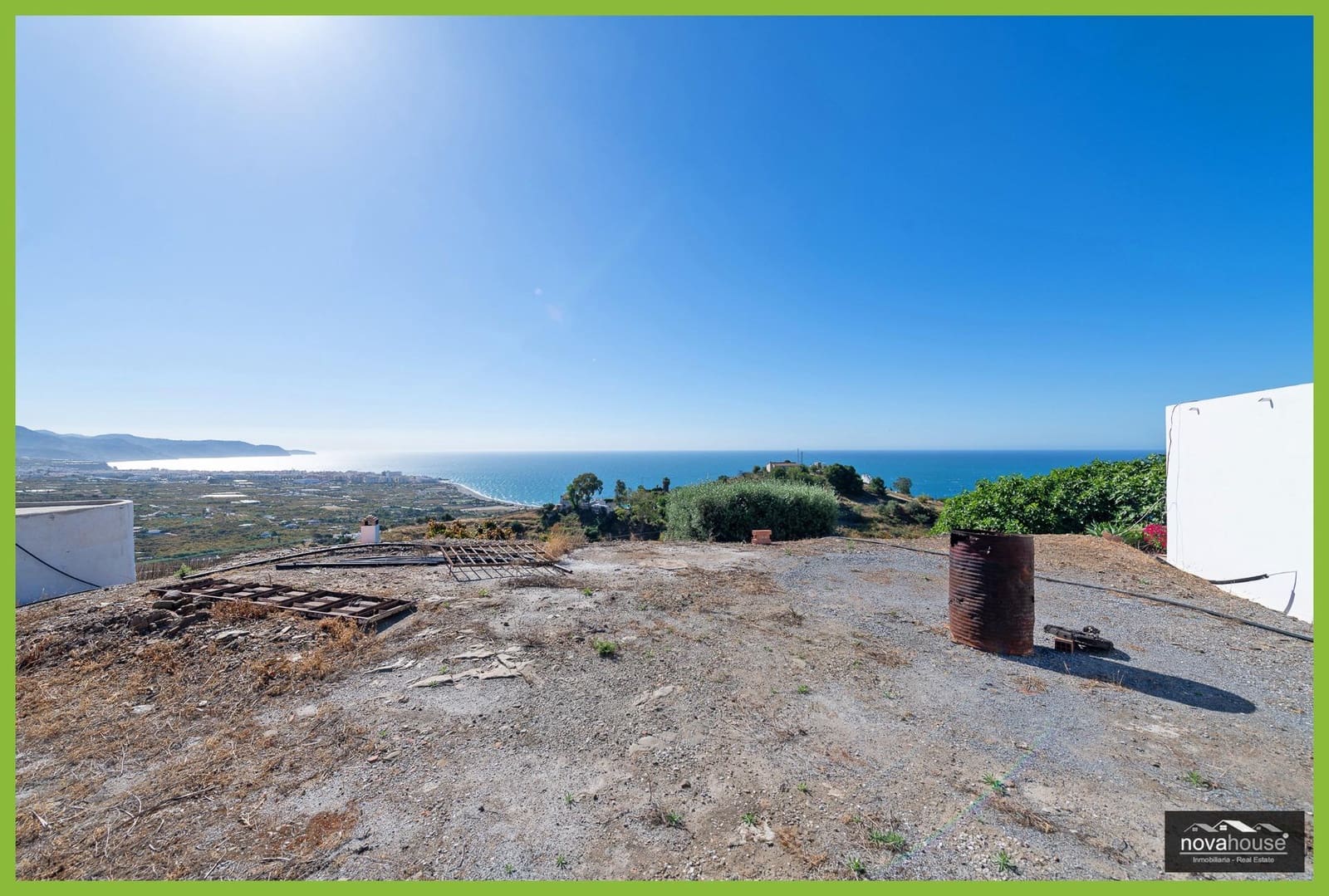 Rakentamaton maa myytävänä paikassa Nerja - 1 500 000 € (Ref: 9999637)