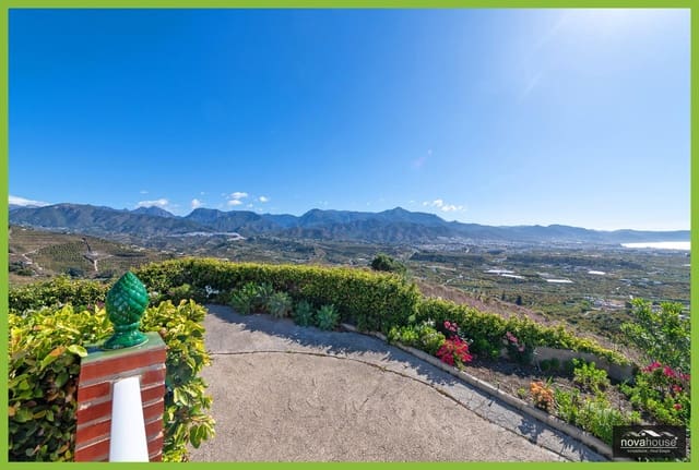 Mark till salu i Chaparil - Torrecilla - Punta Lara, Nerja - 1 500 000 € (Ref: 9999637)