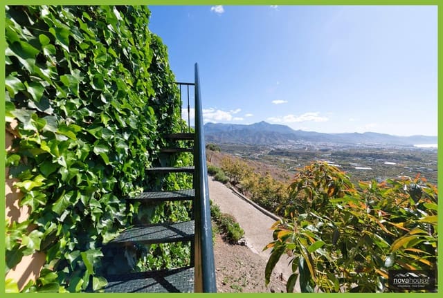Mark till salu i Chaparil - Torrecilla - Punta Lara, Nerja - 1 500 000 € (Ref: 9999637)