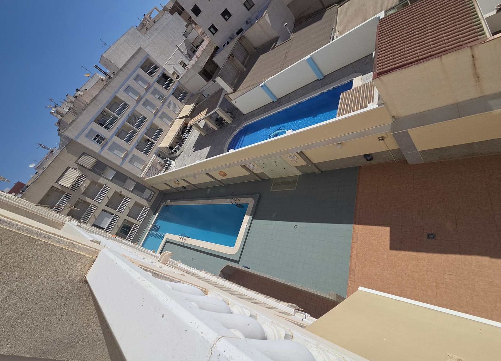 2 chambre Appartement à vendre à Torrevieja avec piscine - 139 000 € (Ref: 10004315)