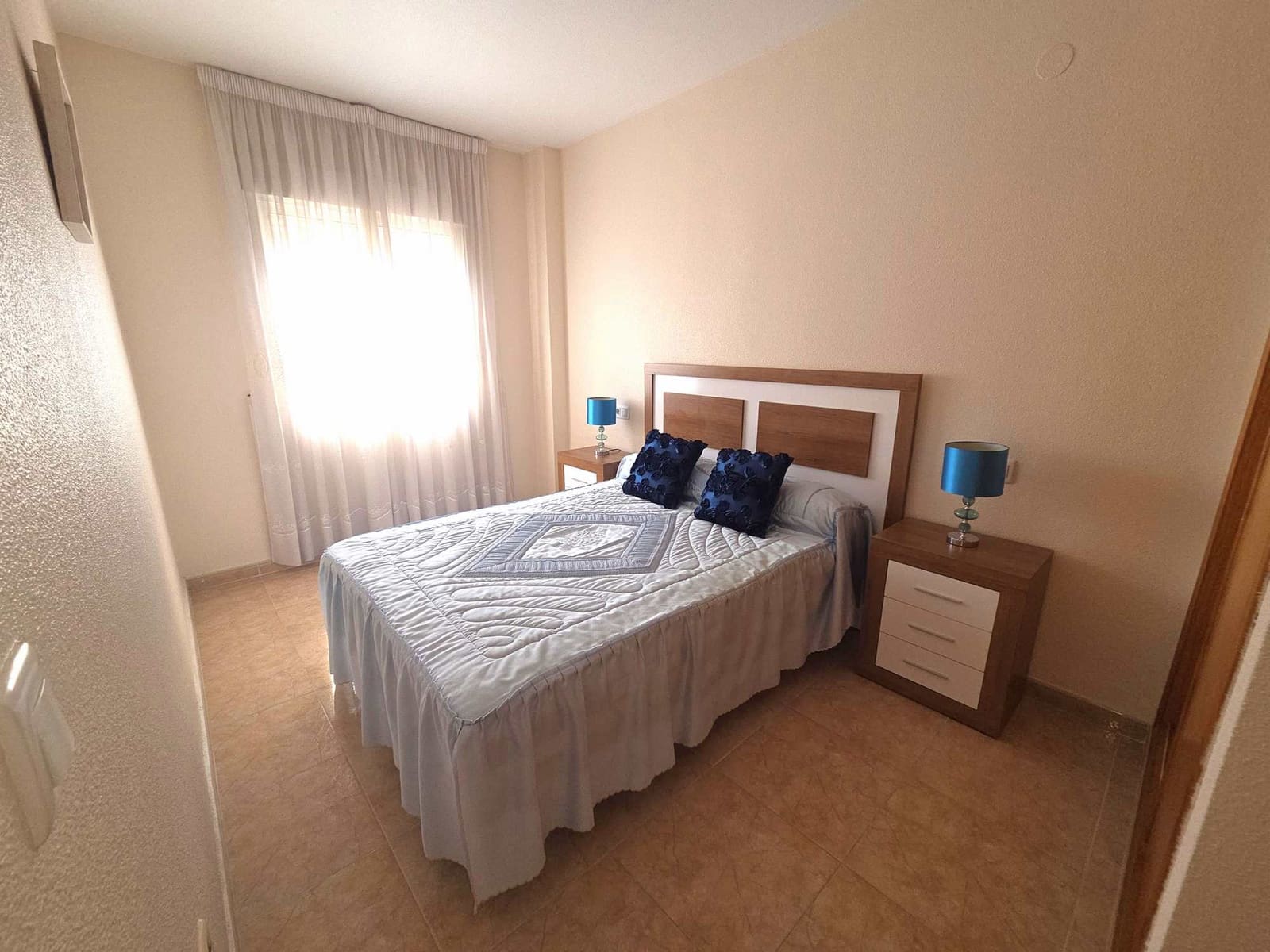 2 chambre Appartement à vendre à Torrevieja avec piscine - 139 000 € (Ref: 10004315)