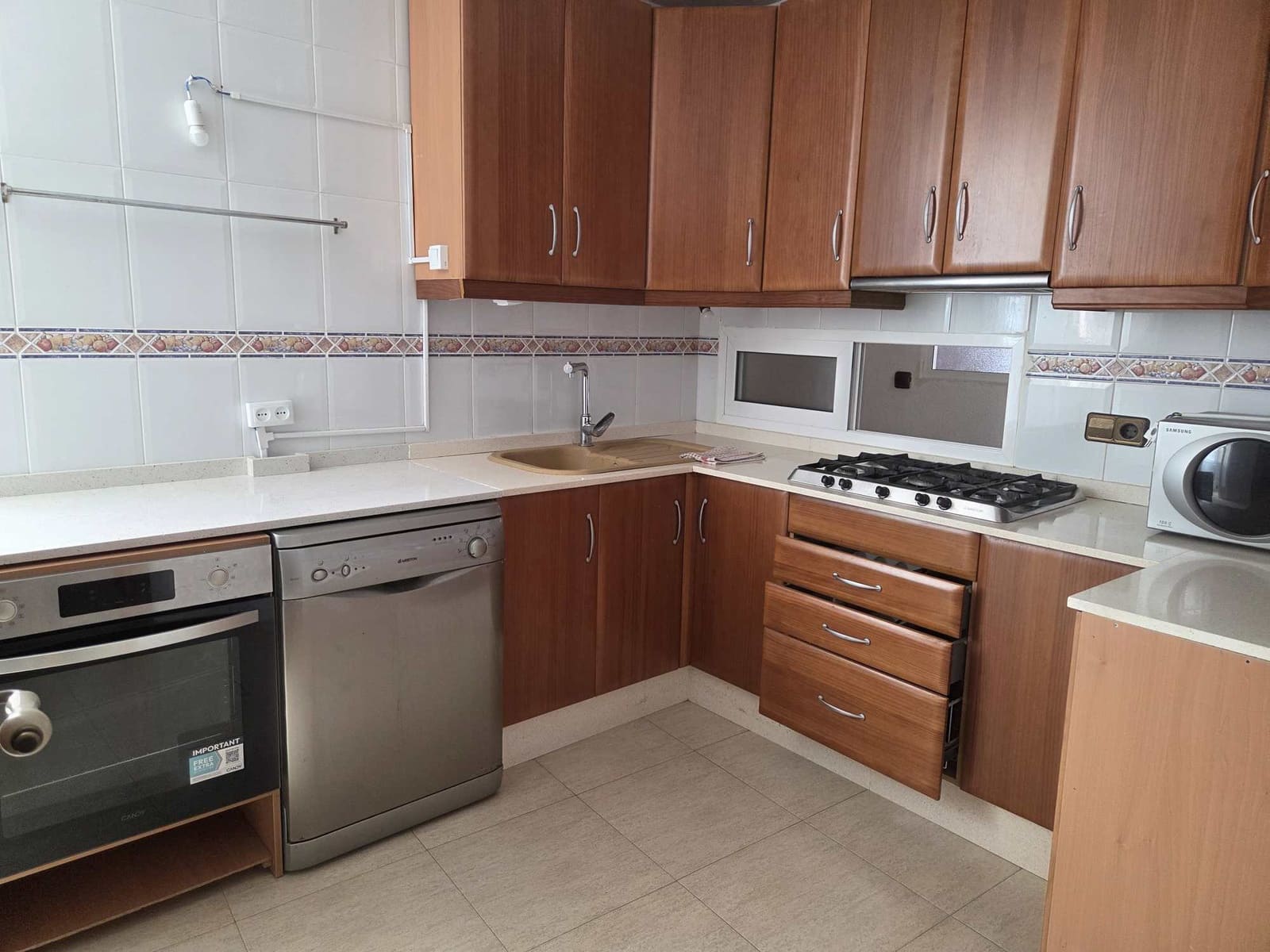 3 soveværelse Lejlighed til salg i Torrevieja - € 187.000 (Ref: 10004316)