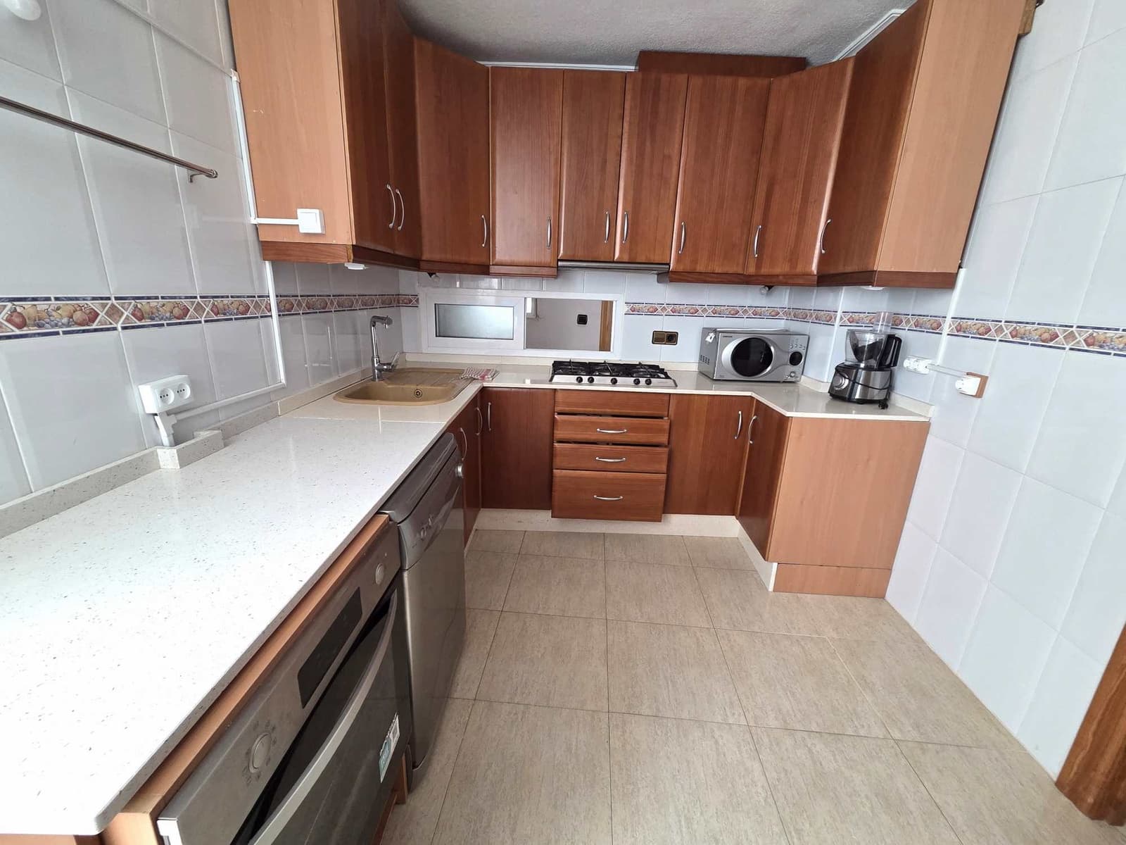 3 soveværelse Lejlighed til salg i Torrevieja - € 187.000 (Ref: 10004316)