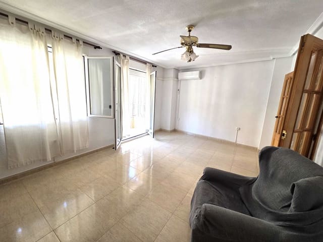 3 soveværelse Lejlighed til salg i Las Piscinas Naturales, Torrevieja - € 187.000 (Ref: 10004316)