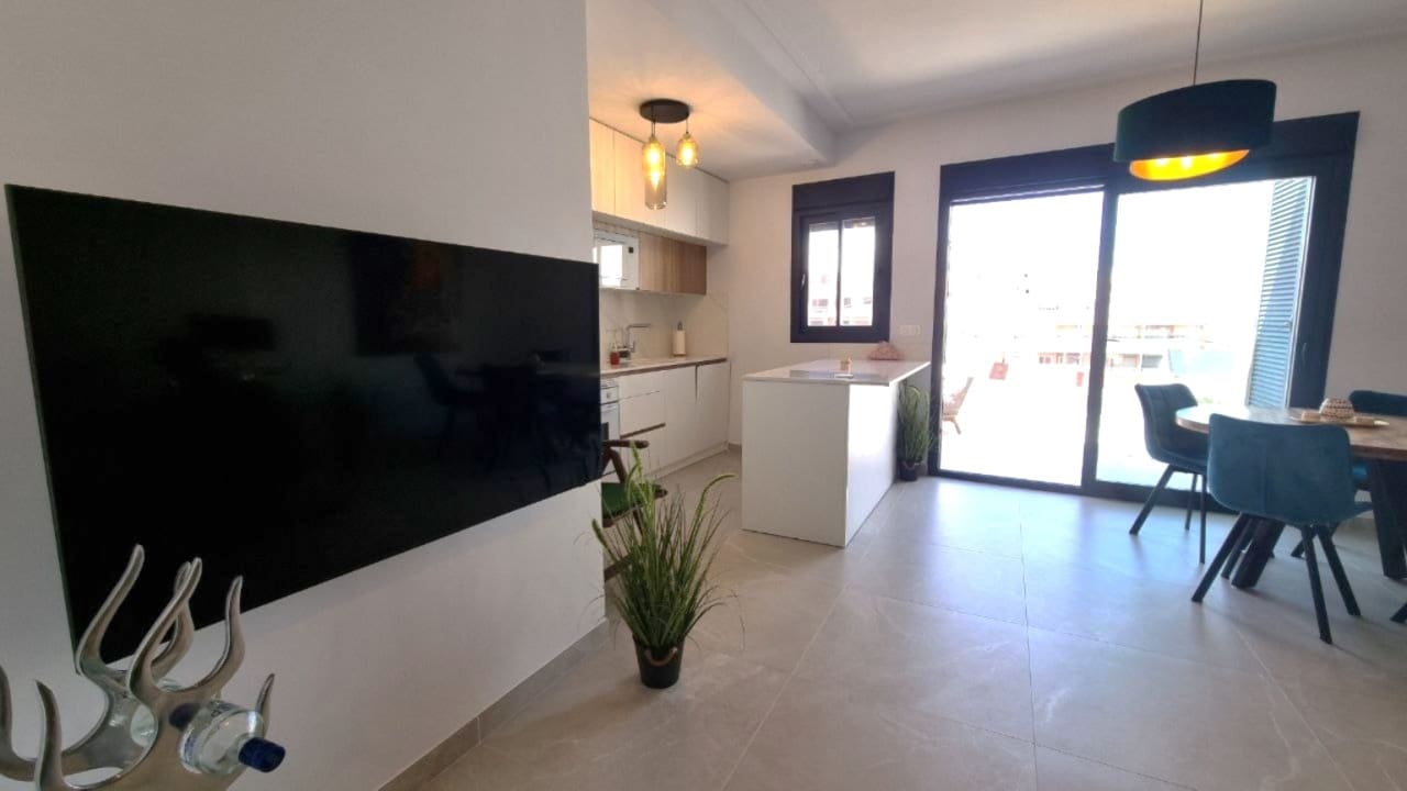 2 Zimmer Penthouse zu verkaufen in Torrevieja mit Pool Garage - 341.000 € (Ref: 10004411)