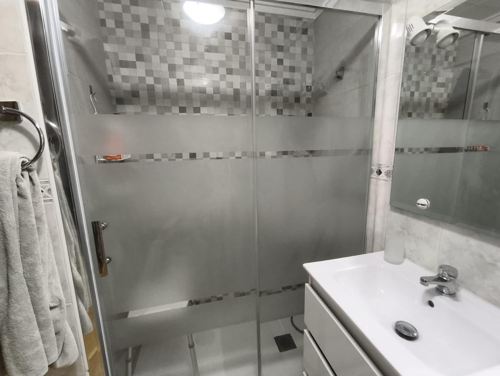 2 slaapkamer Appartement te koop in Torrevieja met zwembad garage - € 169.000 (Ref: 10144706)