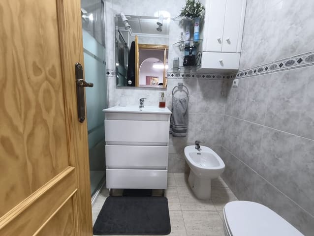 2 quarto Apartamento para venda em Avenida Habaneras - Curva de Palangre, Torrevieja com piscina garagem - 169 000 € (Ref: 10144706)
