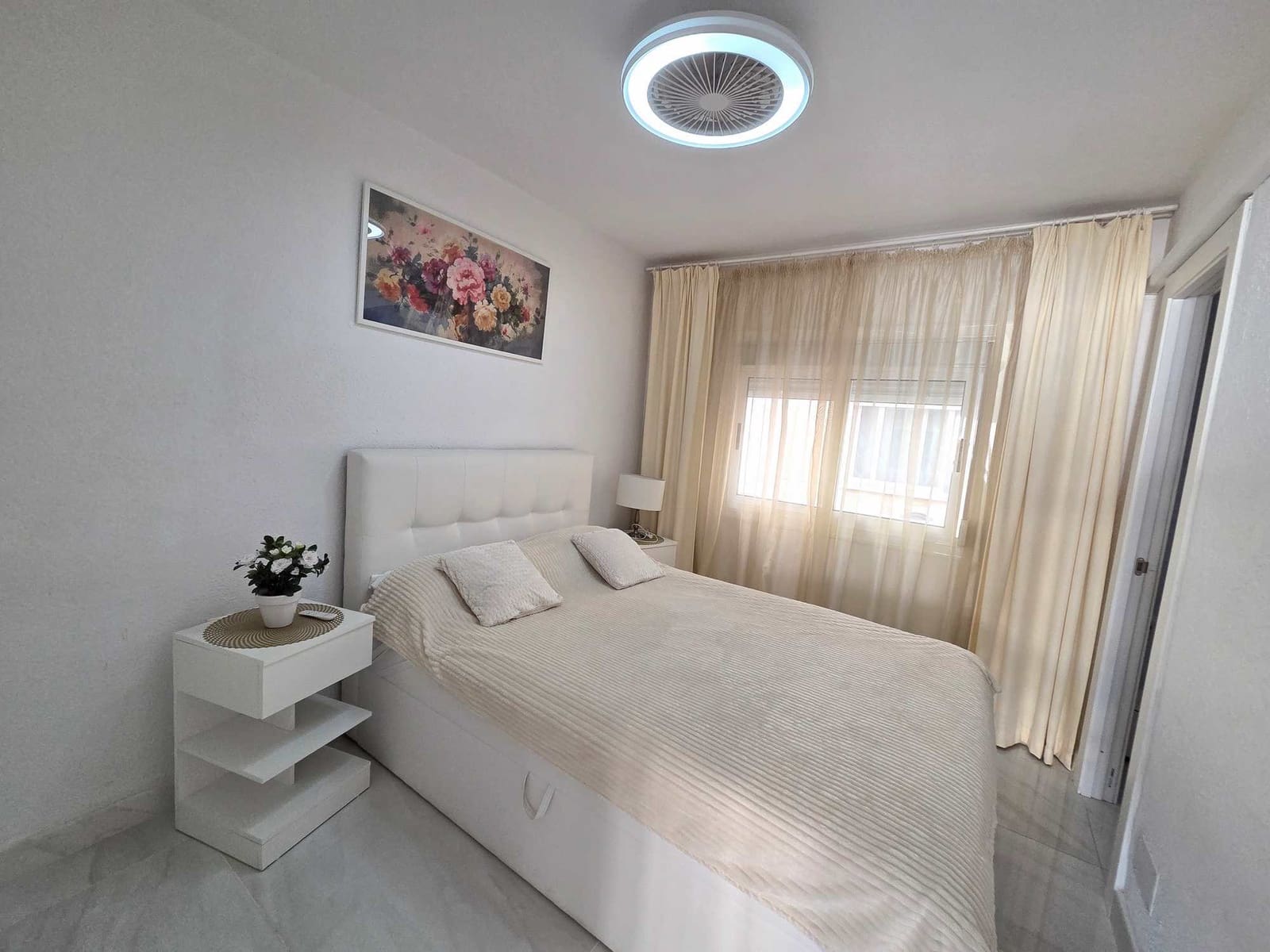 1 sypialnia Apartament na sprzedaż w Torrevieja z basenem - 147 000 € (Ref: 10144707)