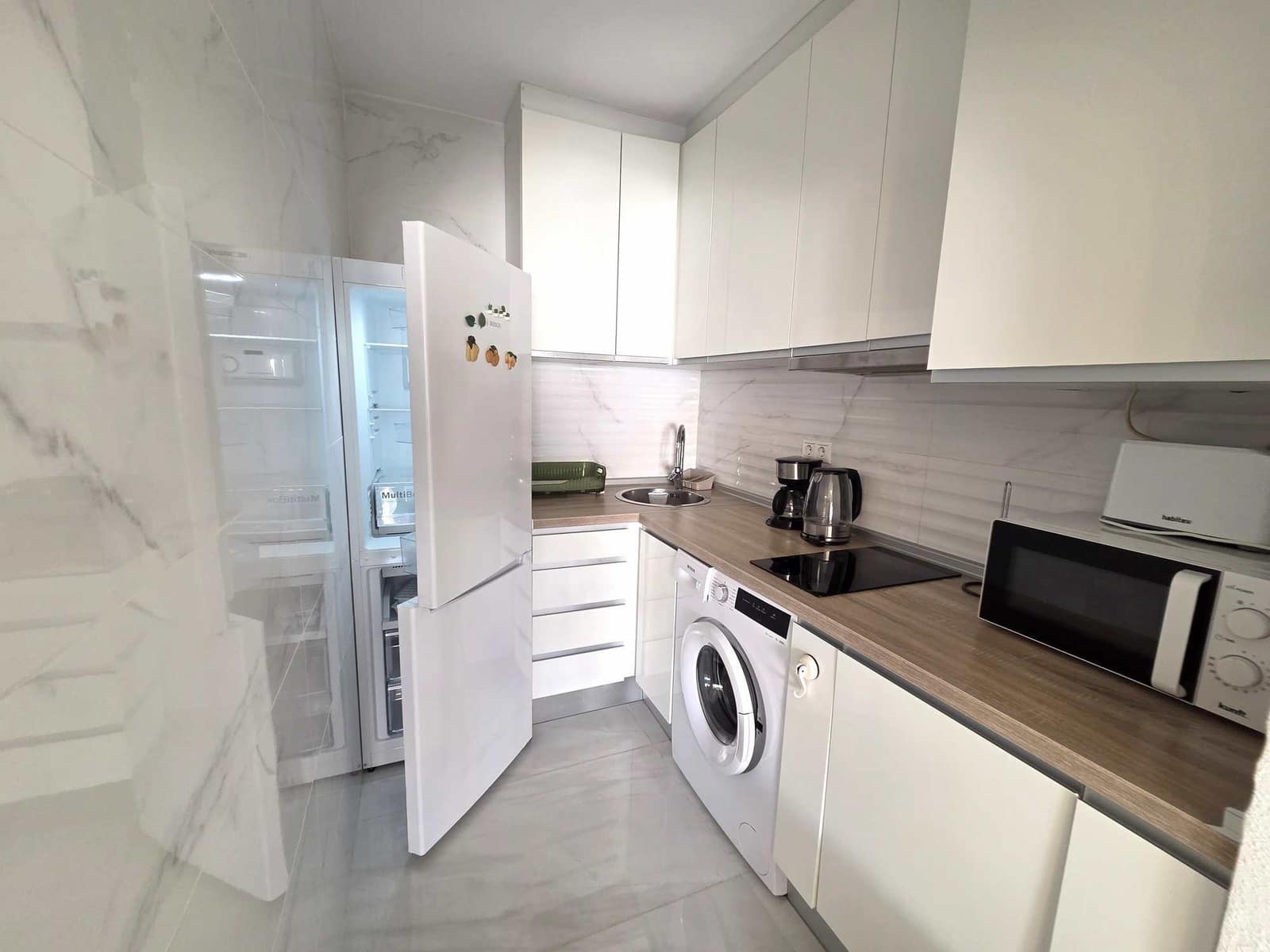 1 sypialnia Apartament na sprzedaż w Torrevieja z basenem - 147 000 € (Ref: 10144707)