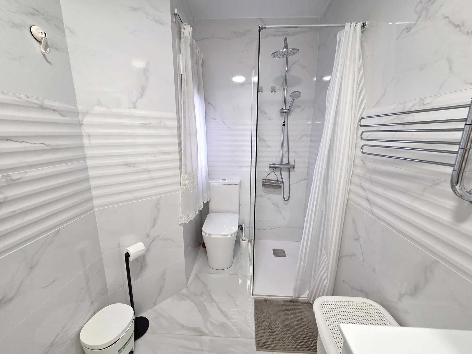 1 sypialnia Apartament na sprzedaż w Torrevieja z basenem - 147 000 € (Ref: 10144707)