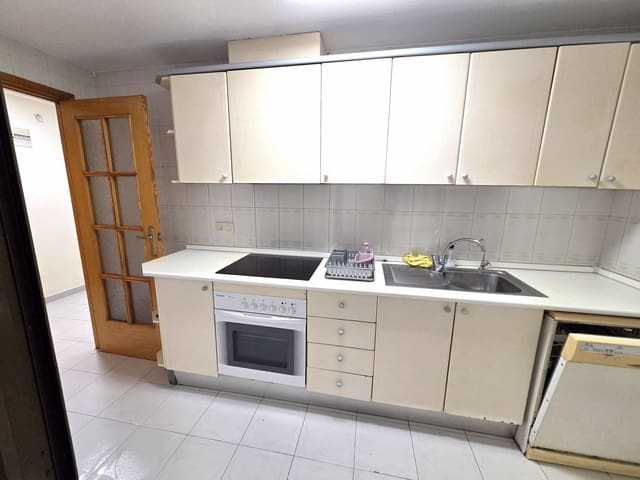 Apartamento de 2 habitaciones en Parque de las Naciones, Torrevieja en venta con piscina - 169.000 € (Ref: 10180895)