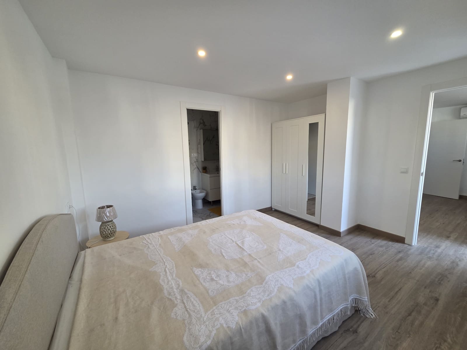 4 camera da letto Villetta Bifamiliare in vendita in Torrevieja con piscina garage - 369.000 € (Rif: 9409713)