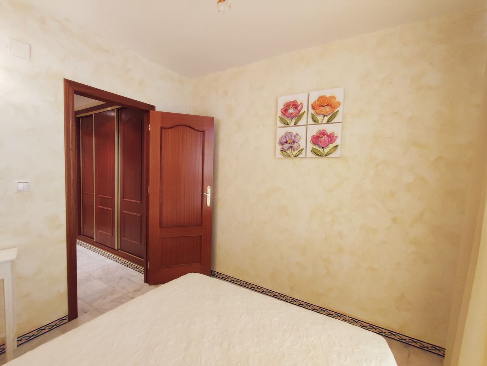 4 chambre Appartement à vendre à Torrevieja avec piscine garage - 330 000 € (Ref: 9414565)