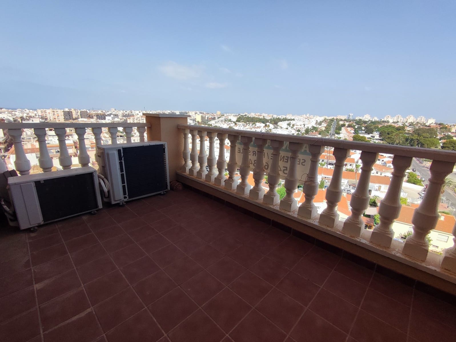 4 chambre Appartement à vendre à Torrevieja avec piscine garage - 330 000 € (Ref: 9414565)