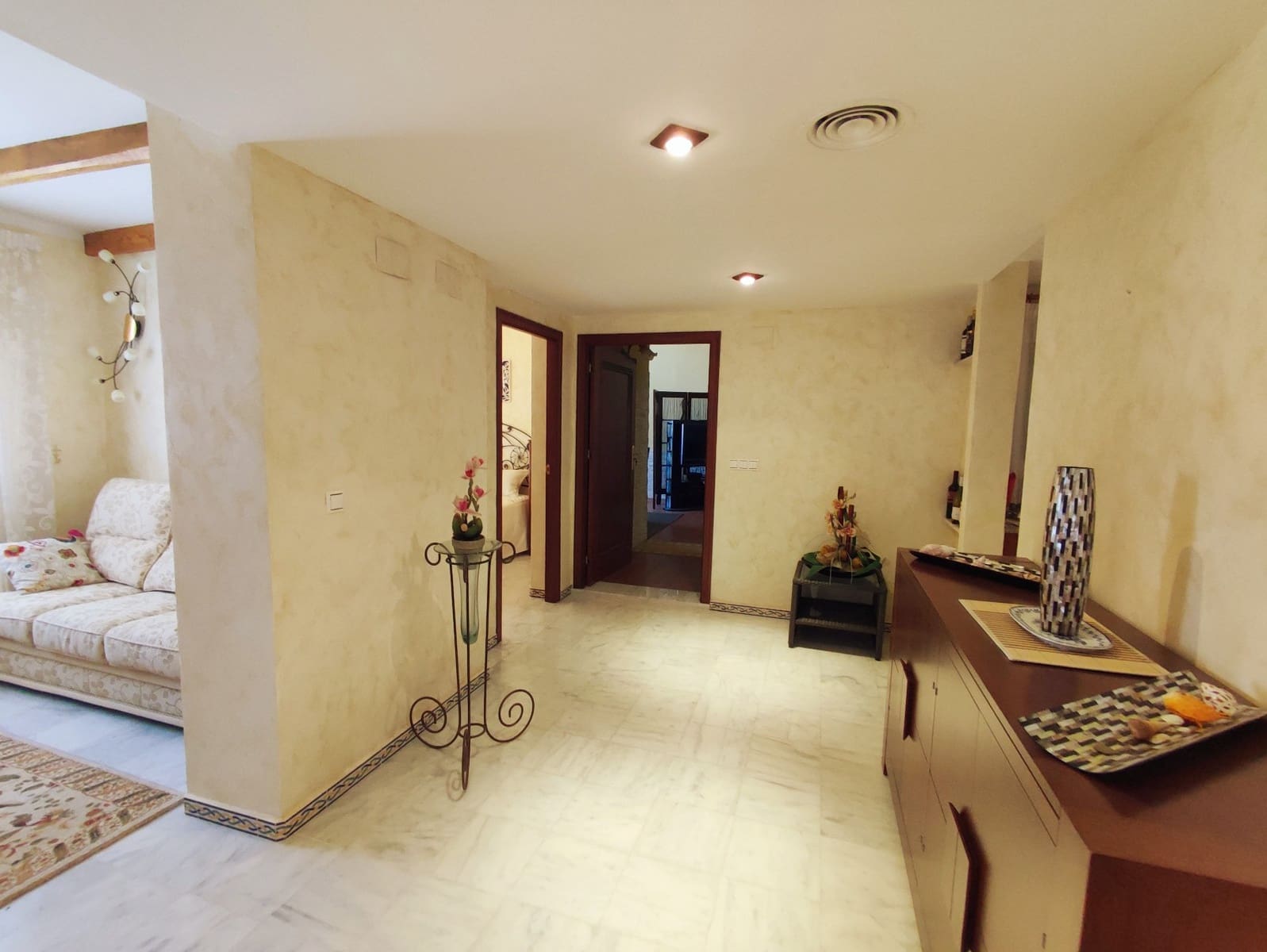 4 chambre Appartement à vendre à Torrevieja avec piscine garage - 330 000 € (Ref: 9414565)