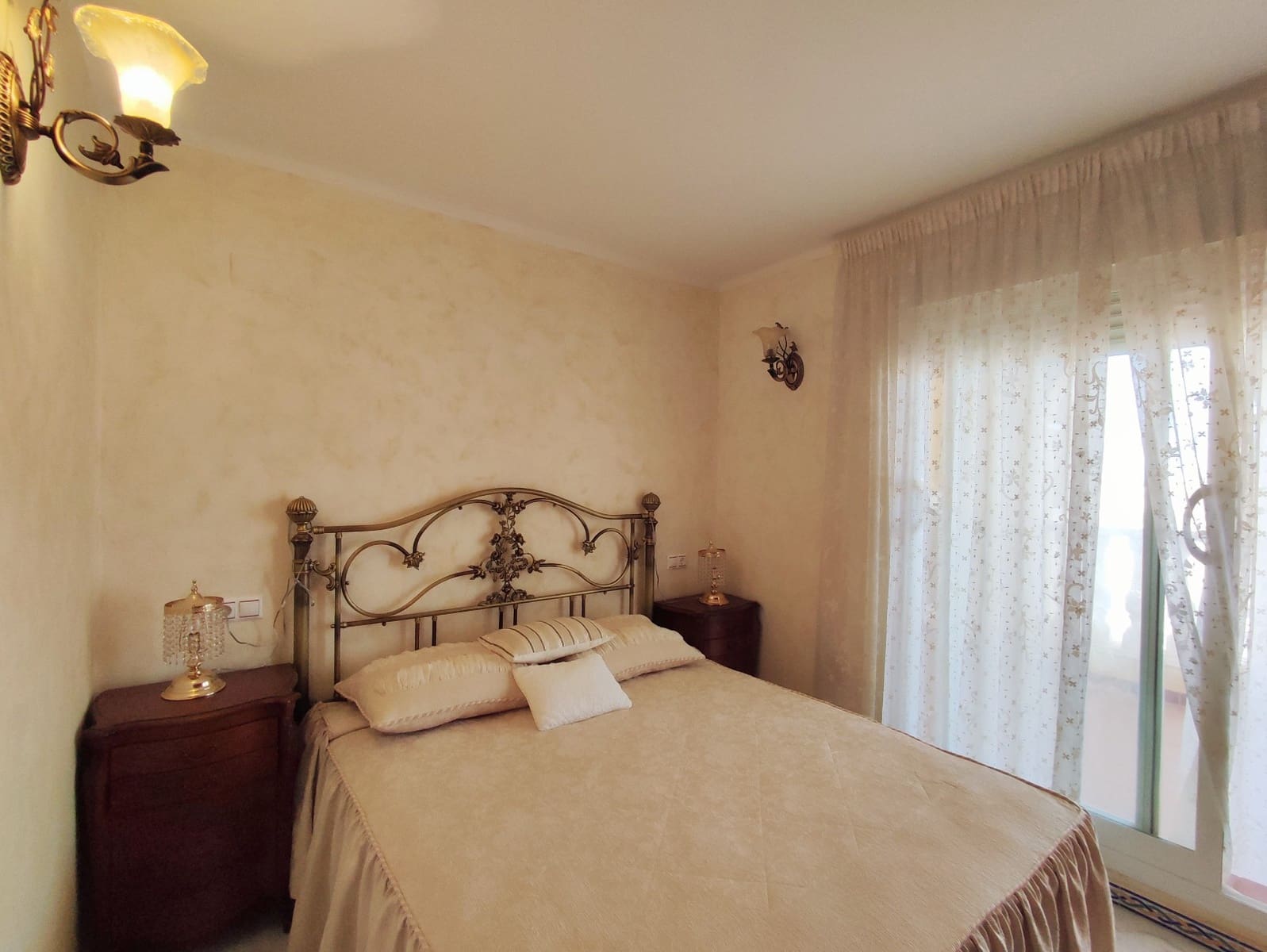 4 chambre Appartement à vendre à Torrevieja avec piscine garage - 330 000 € (Ref: 9414565)