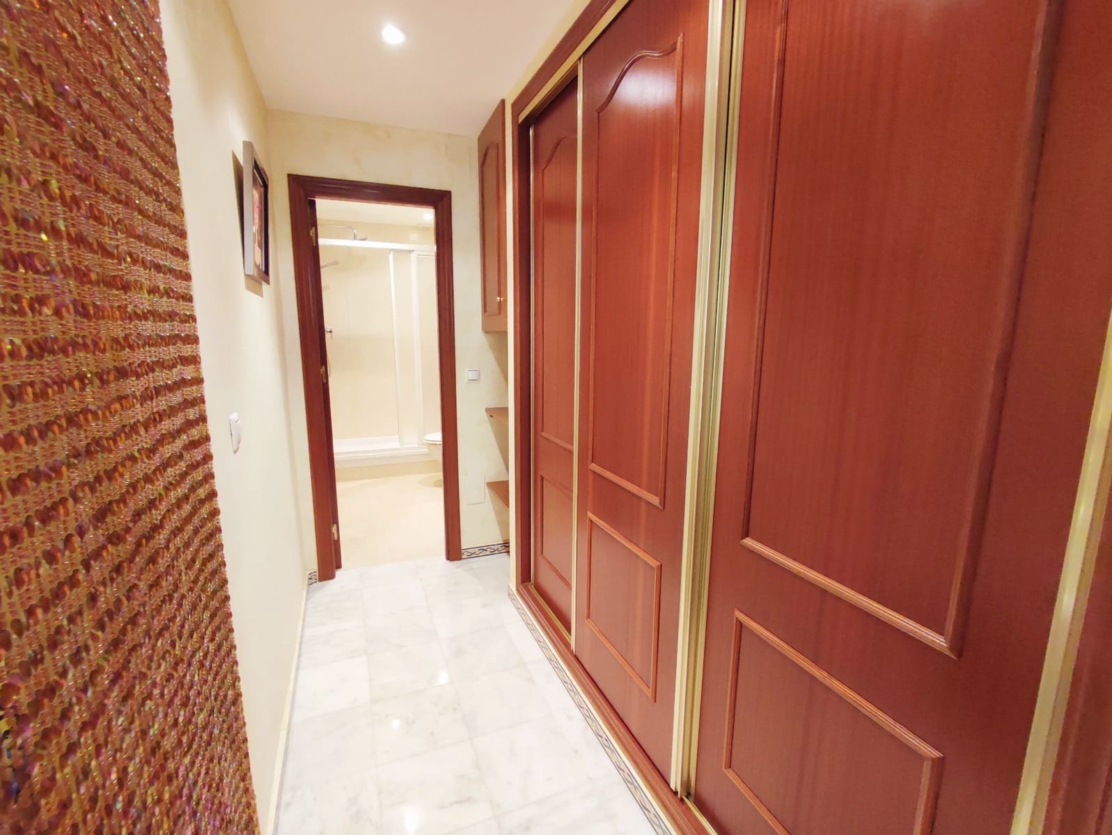 4 chambre Appartement à vendre à Torrevieja avec piscine garage - 330 000 € (Ref: 9414565)