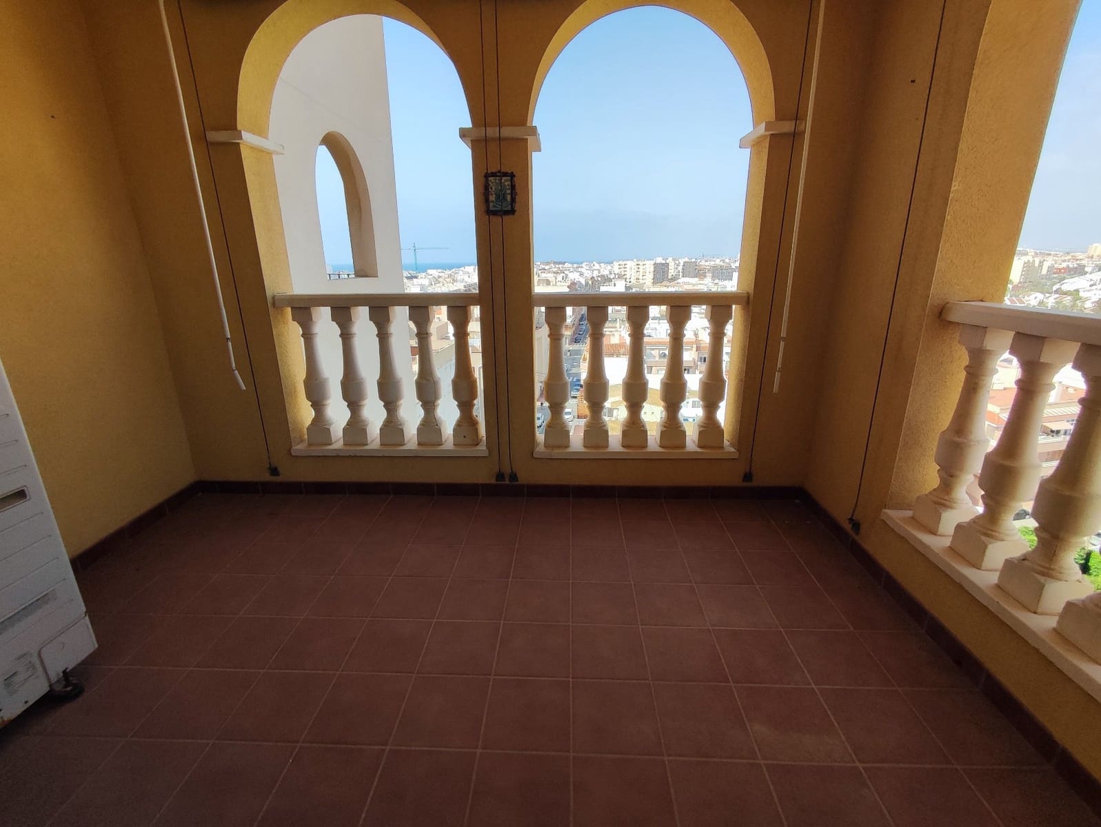 4 chambre Appartement à vendre à Torrevieja avec piscine garage - 330 000 € (Ref: 9414565)