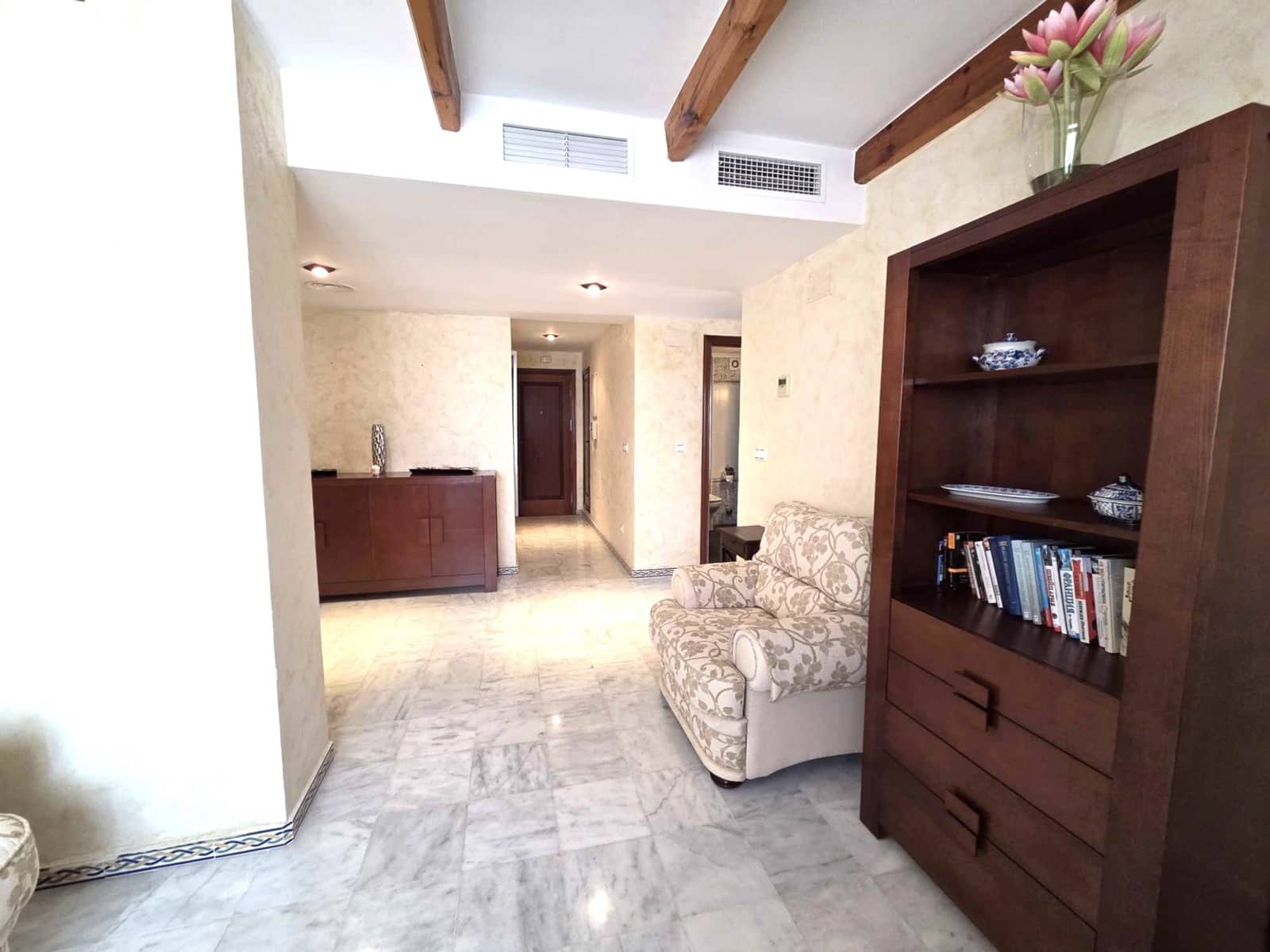 4 Zimmer Apartment zu verkaufen in Torrevieja mit Pool Garage - 298.500 € (Ref: 9414565)