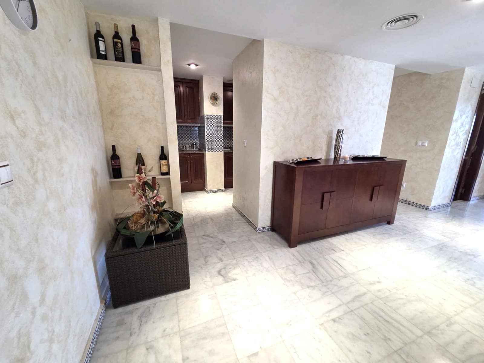 4 Zimmer Apartment zu verkaufen in Torrevieja mit Pool Garage - 298.500 € (Ref: 9414565)