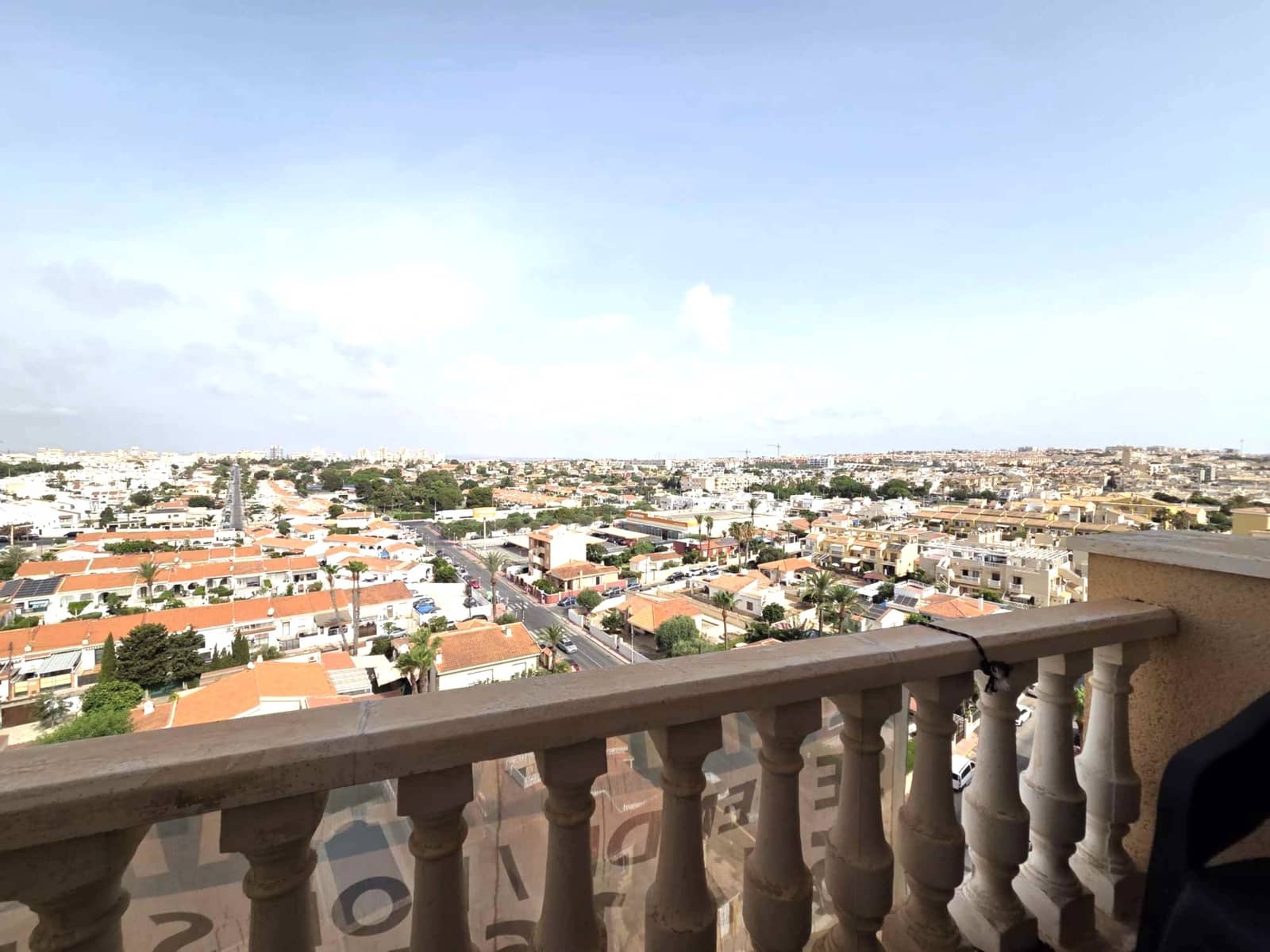 4 Zimmer Apartment zu verkaufen in Torrevieja mit Pool Garage - 298.500 € (Ref: 9414565)