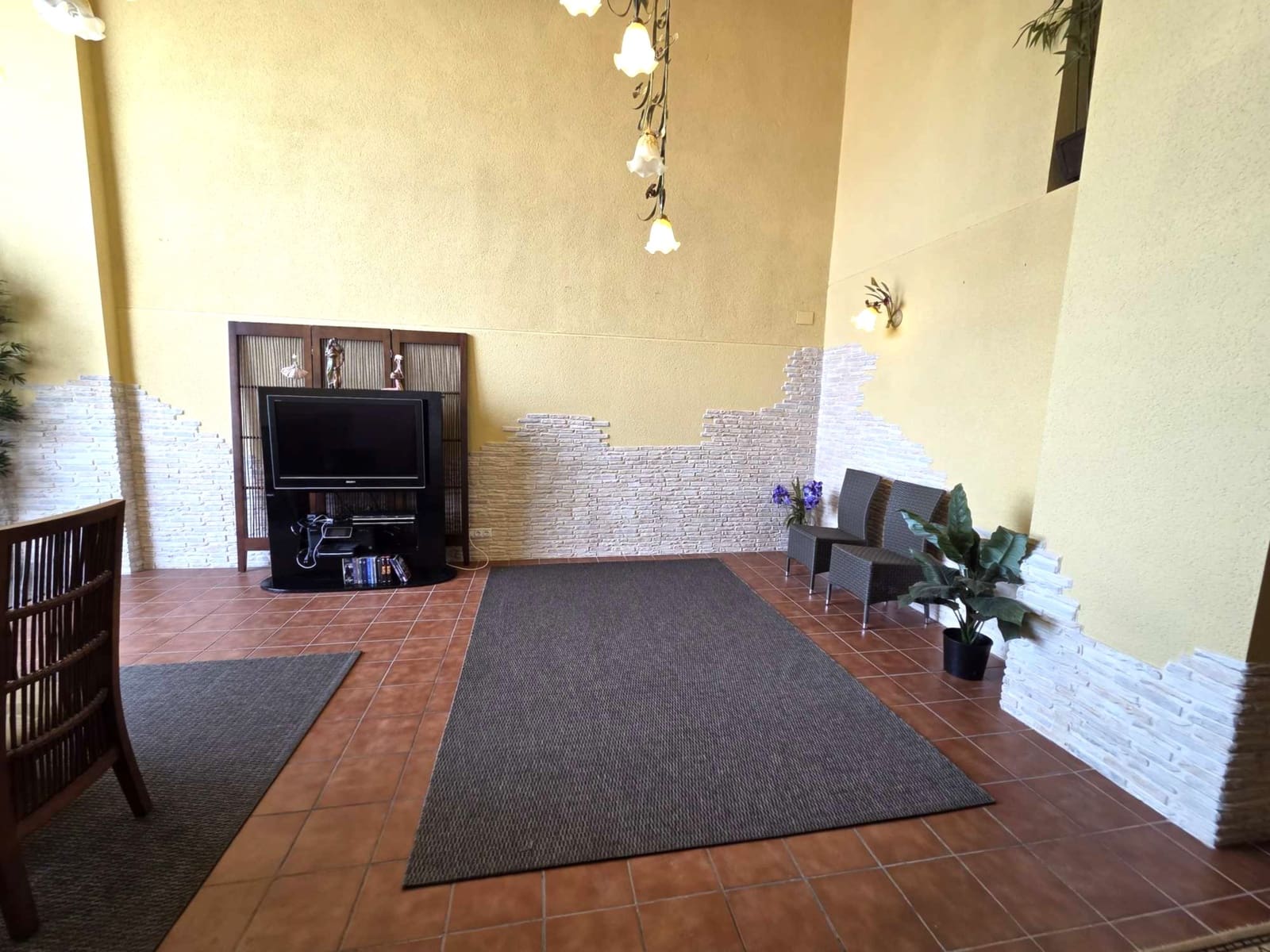 4 Zimmer Apartment zu verkaufen in Torrevieja mit Pool Garage - 298.500 € (Ref: 9414565)
