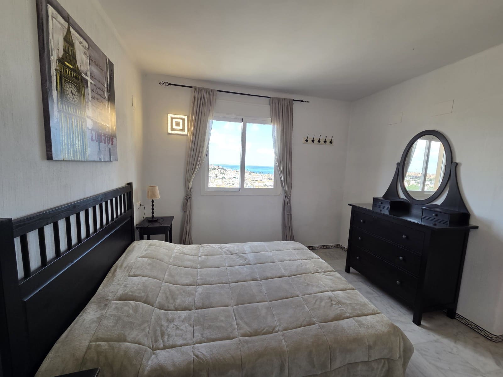 2 soverom Leilighet til salgs i Torrevieja med svømmebasseng - € 239 000 (Ref: 9416105)