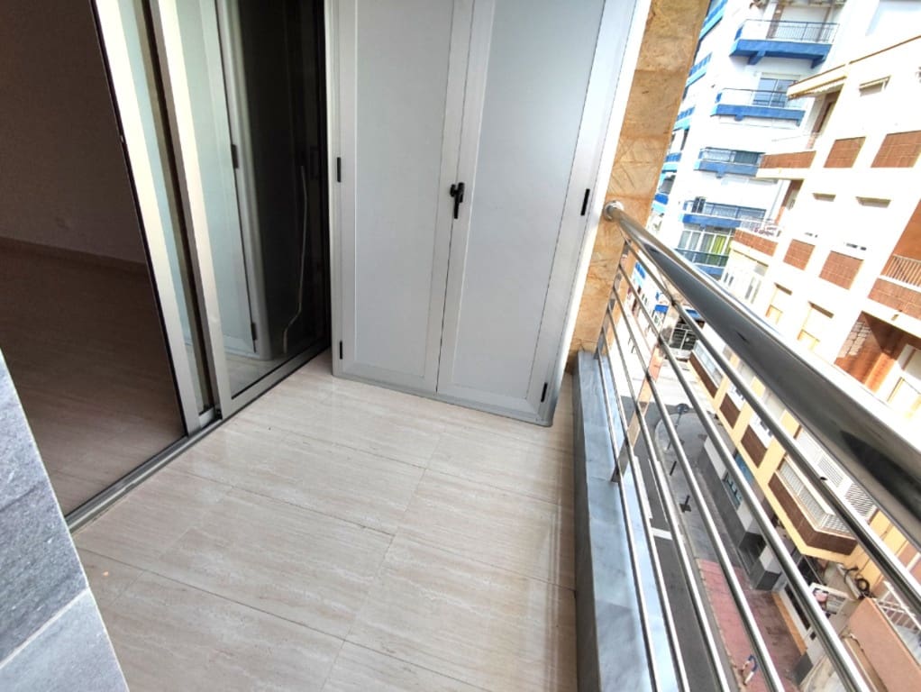 3 camera da letto Appartamento in vendita in Torrevieja - 235.000 € (Rif: 9417365)