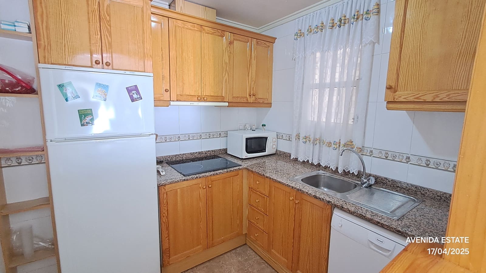 2 soveværelse Lejlighed til salg i Torrevieja med swimmingpool garage - € 136.000 (Ref: 9417369)