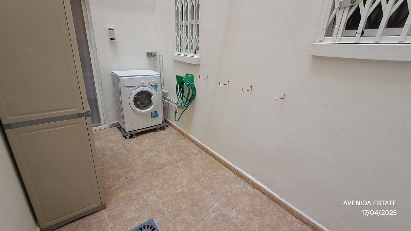 2 soveværelse Lejlighed til salg i Torrevieja med swimmingpool garage - € 136.000 (Ref: 9417369)