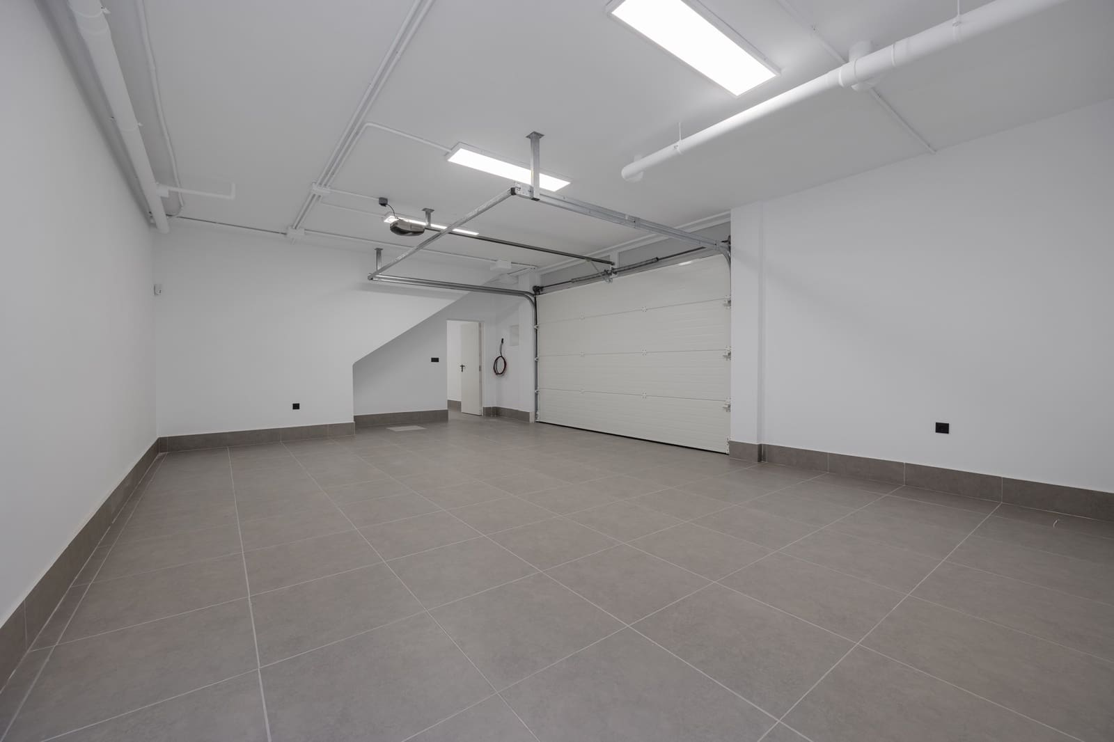 Chalet de 3 habitaciones en Torrevieja en venta con piscina garaje - 595.000 € (Ref: 9453568)