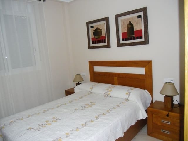 2 bedroom Bungalow for sale in Cabo Roig, Orihuela with pool - € 165,000 (Ref: 9571599)