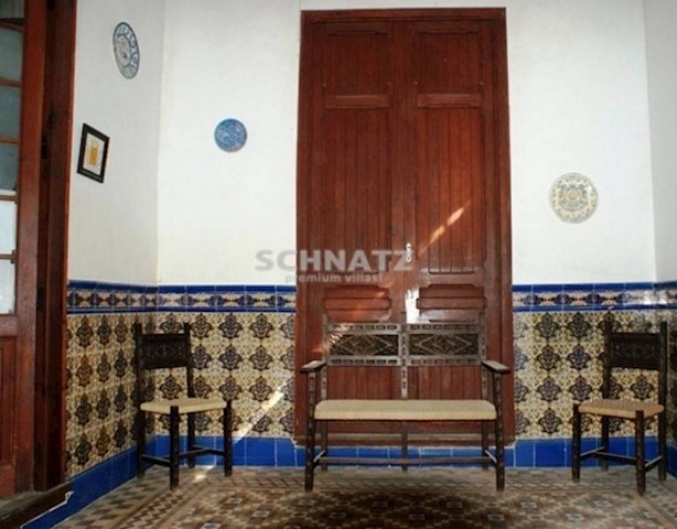 Ruïne te koop in Montaverner - € 300.000 (Ref: 3126697)